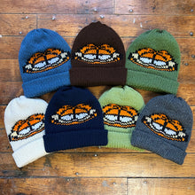 Load image into Gallery viewer, sage garfield beanie
