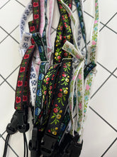 Load image into Gallery viewer, berry camera strap
